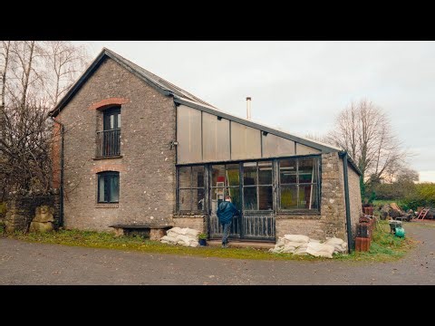 In the Studio: Daisy Parris