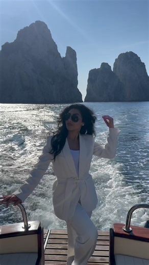 Visionaries create the future 💎 #persian #fashion #luxurylifestyle #ladylike #beauty #vision #fyp