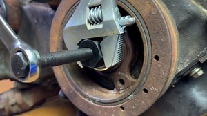 Harmonic Balancer Installer Tool Set Long Reach Crankshaft Pulley Removal Tool 5 PCS Pulley Puller Kit