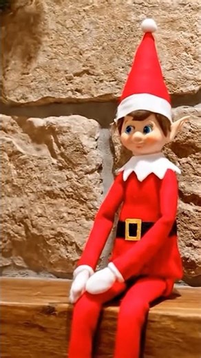 I Know I'm Not Crazy #scary #elfontheshelf