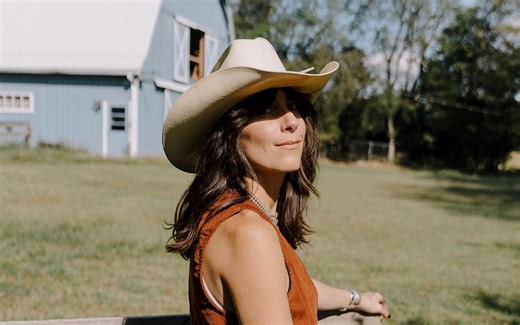 Nicki Bluhm Embraces an Expansive Country-soul Sound on Solo LP 'Rancho Deluxe' (ALBUM REVIEW) - Glide Magazine