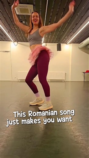 The au-au-au song😋