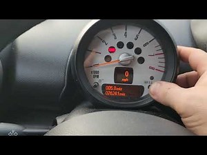 Comment effectuer la réinitialisation de l'entretien sur la Mini R56. - Mini (R56, R55, R57)