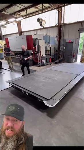 Slip sheet loading systems. The more ya know! #amazing #crazy #crazystory #themoreyouknow