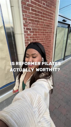 honestly such an experience ‼️‼️ @Nila | Pilates & Pole was amazing!! #pilatesforbeginners #tryingpilatesforthefirsttime #torontofitness #torontovlogger #torontolife #torontogym #torontorecommendations #lifestylecreator #pilatesworkout #reformerpilates #reformerpilatesworkout