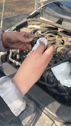 107K views · 2.3K reactions | How to clean the EGR valveautomobile mechanic tips car cars carskills cartips skills carrepair #foryou #virals #amazing #trending #usa #carfeature #engine #repair #carknowledge | Chequanxiaoqiao | Facebook