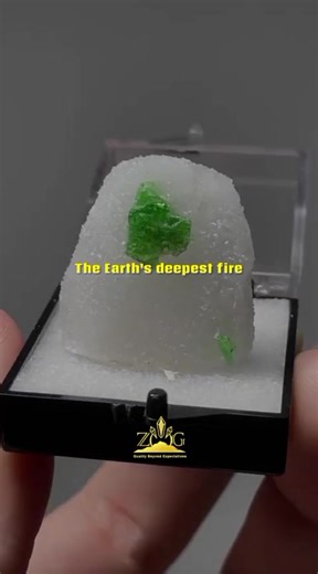 💚✨ Pargasite – The Deep Green Flame of the Earth パーガサイト 💎 深緑に宿る希少鉱物｜ZOG Minerals ❇️ Pargasite is a rare amphibole mineral admired for its rich dark-green tones and well-formed prismatic crystals. Formed under high-temperature metamorphic conditions, Pargasite represents geological intensity refined into crystalline structure. Its color ranges from deep forest green to nearly black-green, often with a vitreous to slightly silky luster. Fine crystals are highly sought after by serious mineral co