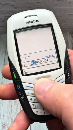 Nokia 6600: Unpacking the Classic Mobile Phone