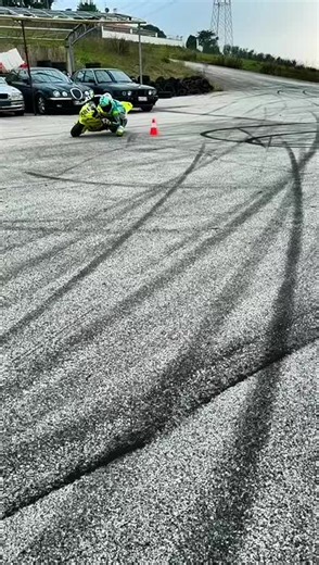 #accadeoggi #TikTokMotori | moto