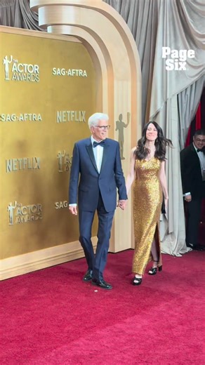 Ted Danson brought his daughter Kate to The Actors Awards in Los Angeles, CA 🥹🥹 | Page Six