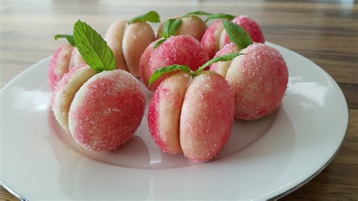 Beautiful Italian Peach Cookies: A Perfect Christmas Delight! 🎄🍑"