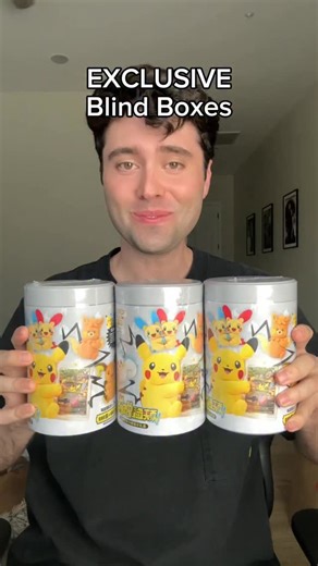 Kyky Rips on Instagram: "Opening Nuzzle Cheeks Plush Card Display Blind Box #pokemoncards"