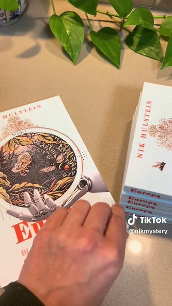 Europa and the Bi Alien Chronicles: Down to Earth - YA Sci Fi/Fantasy Novel available at Barnes and Noble & Amazon.com. #booktok #books #booktoker #ya #sciencefictionbooks #fantasybooktok #scifibooktok #scifibooks #reader #readercontent #booktoktips #readersoftiktok #authors #authorsoftiktok #booktokcommunity #alienbooktok #alienbooks #mommacassreads #bibooktok #bibooktoker #bibooks #bibook