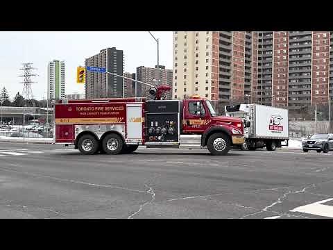 (NEW UNIT) Toronto Fire P121, NEW FP121 and Toronto EMS Bus Responding