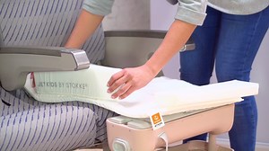 Let us show you how to set up our premium, and the world's only, ride-on suitcase for children with an inflight bed or leg-rest feature - the JetKids by Stokke BedBox! Fun and functional with ample storage, it holds your child’s must-haves. Once the seat belt sign is off, transform the BedBox from a suitcase to a bed in 5 simple steps. Learn even more about our BedBox by watching the video or clicking: http://bit.ly/2IGGVPj | Stokke