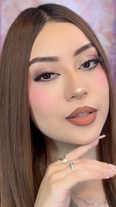 Maquillaje Fácil y Bonito utilizando 3 sombras 😍🙌🏻 sígueme para más contenido de maquillaje 🤎 #makeup #maquillaje #maquillajefacil #MaquillajePasoAPaso #brownmakeup | Jennifermakeup