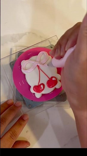 ✨Royal Icing Recipe✨ #cookiedecorating #cookies #sugarcookiedecorating #cookiesrecipe #sugarcookies