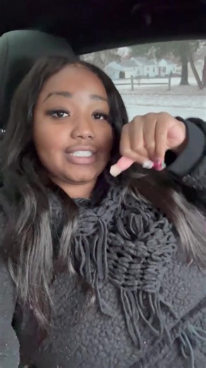 Let’s get our first nail set of 2026 together 💚