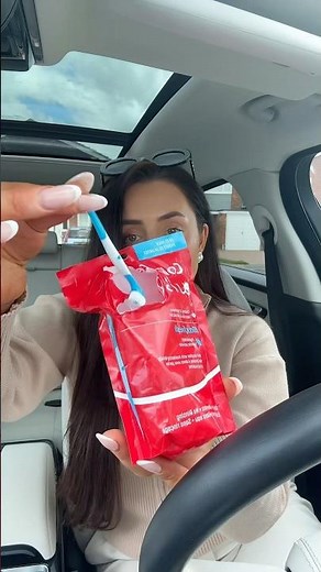 the handbag essential we all need.. colgate wisp!! 🤍