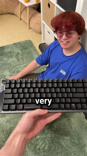harmless keyboard prank 💀#cooking #funny #fyp #comment #trending