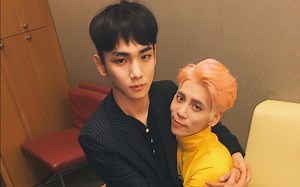 【铉key】【二金】She is but everytime he says -she is- a jongkey moment plays