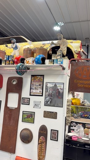 Never know what Patrick’s gonna do when he is left alone at the shop #shopstuff #funnycar #pantydropperacing | Drag Strip Blondie