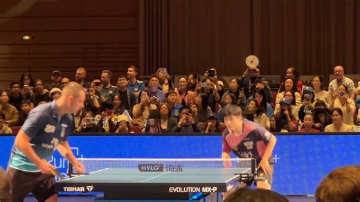 pp.sports on Instagram: "欧冠第二局之被闪光灯打断两次依然呈现的精彩对拉 #reels #happy #funny #pingpong"