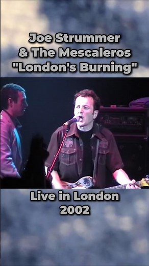 Joe Strummer and The Mescaleros - "London's Burning" live in London (2002) #joestrummer #theclash