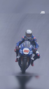 With dry conditions expected for tomorrow and Sunday's sessions, most riders skipped today's rain-soaked qualifying. But not Bobby Fong! He braved the wet track alongside a few other riders and laid down laps to grab the provisional Superbike pole. | MotoAmerica