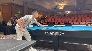 Fedor warming up on the Bigfoot | Billiard Sports Network