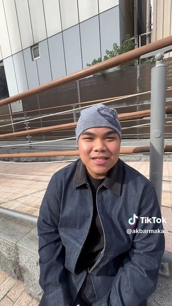 akbarmakan (@akbarmakan)’s videos with The Giraffe Comedy - Stock Inventions