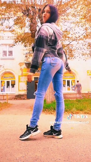 девочки не нравится листаем дальше 😝 если не нравится что то.. 😄 мне похер на ваше мнение 😉 лично мне нравится как я снимаю и вчем хожу.. 😈