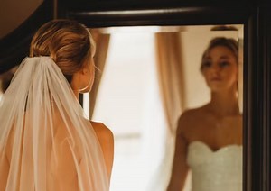 Trending Twitter video: Groom slaps bride for not kissing him