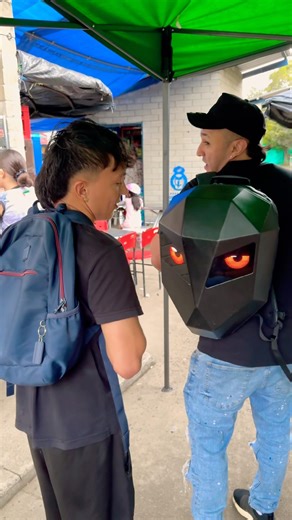 Smart suitcase 🧐 😂