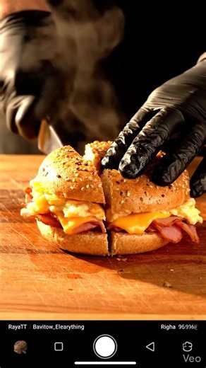 POV Times Square Sunday afternoon and you’re still choosing chaos 😬🥯