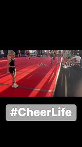 My daughter got her front walk over today 📣 | Sweasy