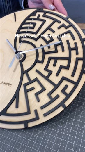 DIY Yin-Yan Clock Design