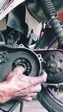 WHY KICKSTARTING A MATIC MOTORCYCLE IS HARD