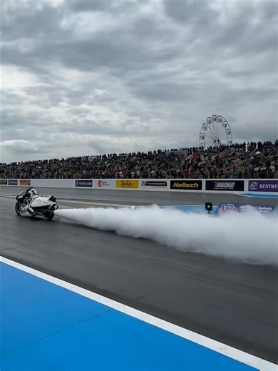 No, this isn't AI. 👀 Come and see the incredible Steam Rocket Bike in person at Festival of Power! 🏍️💨 With lots of winter upgrades, this bike is set to go even quicker! 🤯 If you don't take the chance to witness this steam-powered monster, it will be a mist opportunity... 🌫️ 📍 Santa Pod, NN29 7XA 📅 𝟯-𝟱 𝗔𝗽𝗿𝗶𝗹 𝟮𝟬𝟮𝟲 🎫 https://santapodtickets.com/p/fop