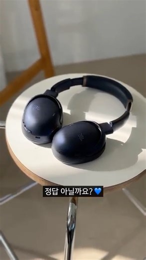 I was surprised to see the real thing🎧💙 | JBL TOUR ONE M3 headset blue color
