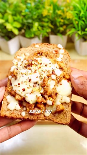 Greamy Mushroom Toast💪✅#youtubeshorts #shortviral #bodybuilding #explorefitness #diettip #ytviral