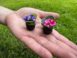 Miniature Potted Violets – Realistic Flowers for Dollhouse Decor and Interior Scenes - Etsy