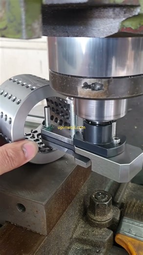 Milling Machine Chamfering: Inner Hole of Round Tubes