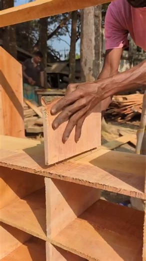 Making a pigeon house box #pigeons #woodworking