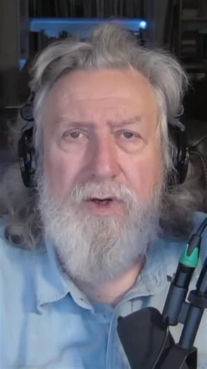 3.5K views · 9K reactions | Comets 3I Atlas, R2 Swan, and the newly...