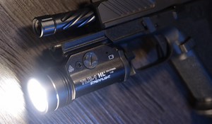 6 Best Lights For Shadow Systems MR920 [Updated]