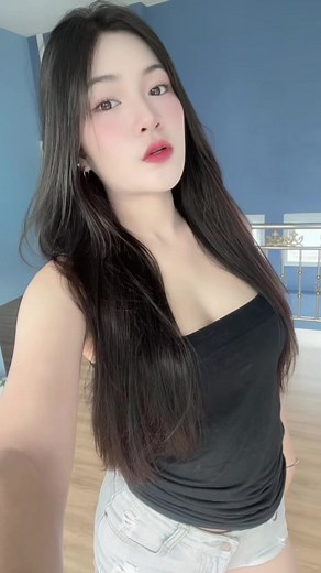 วิดีโอของ Ninewᥫ᭡ (@inew_xx) พร้อมเพลง part time with yungtarr - cxpy