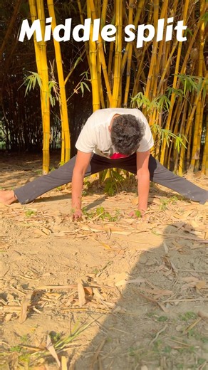 Tricks to learn middle split step by step @Shivamyogastudio #middlesplits #shorts