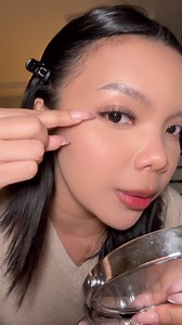 462K views · 8.4K reactions | How to apply false lashes!! #makeuphack #makeup #makeuptutorial #lashtutorial | Adelina Eugenio | Facebook