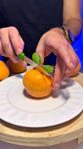 🍊La clémentine en trompe l’œil ! #trompeloeil #clementine #fruit #vanille #brownie #chocolat | RaphaelPatisserie